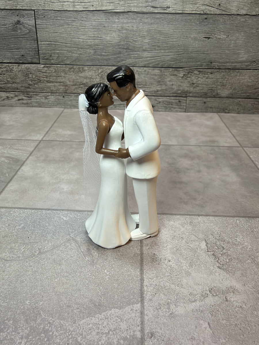 Elegant Bride and Groom Wedding Cake Topper with veil 4.3"
